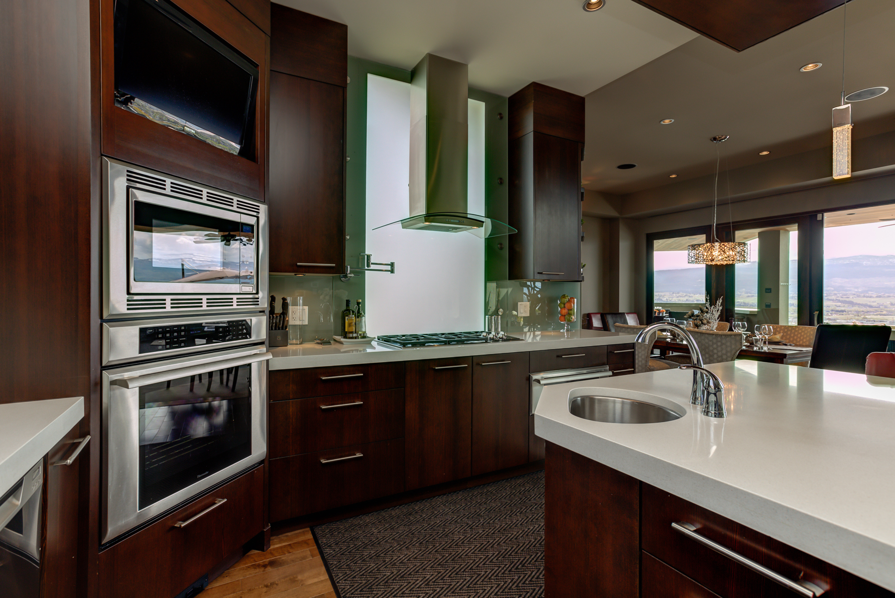 813 vista view lane-20 priMe haBitat Design | Build Showhowm